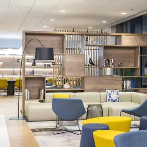 Hotel Courtyard By Marriott West